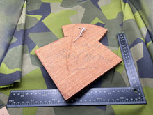 Lade das Bild in den Galerie-Viewer, Original Royal Navy HMS Gavinton Wall Plaque - The Militaria Shop