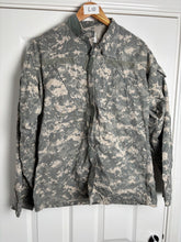 Load image into Gallery viewer, Surplus US Army ACU Combat Uniform Jacket-Small Long - The Militaria Shop