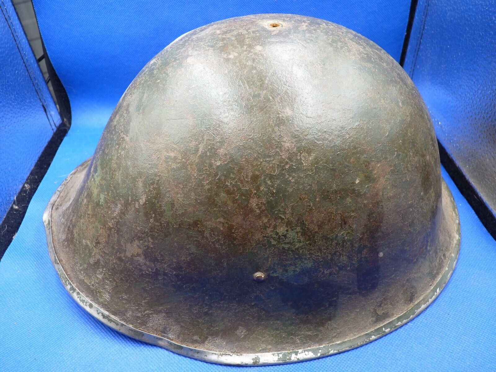 Mk3 Canadian / British Army Original WW2 Turtle Helmet High Rivet - Div Signed - The Militaria Shop