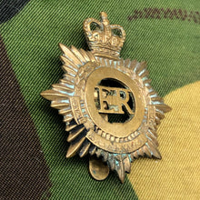 Load image into Gallery viewer, Original British Army Cap Badge - Royal Army Service Corps - The Militaria Shop