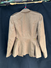 Charger l'image dans la galerie, Grade 1 British Army FAD No2 Dress Uniform Jacket - Size 162/92/72 - The Militaria Shop