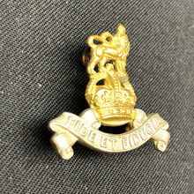 Load image into Gallery viewer, Original WW2 British Army Royal Army Pay Corps RAPC Collar Badge - The Militaria Shop
