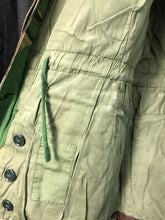 Charger l'image dans la galerie, Genuine British Army 68 Pattern DPM Field Jacket Smock - 36" Chest - The Militaria Shop