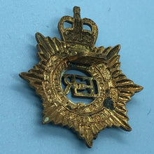 Lade das Bild in den Galerie-Viewer, Original British Army Cap Badge - Royal Army Service Corps - The Militaria Shop