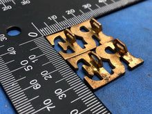 Load image into Gallery viewer, Original Pair of WW1/WW2 Brass British Army Shoulder Title - RE Royal Engineers - The Militaria Shop