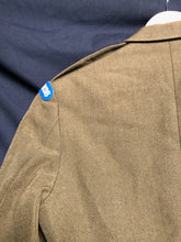 Lade das Bild in den Galerie-Viewer, British Army Grade 1 No.2 Dress Uniform Jacket - Scots Guards - Size 176/92/76 - The Militaria Shop