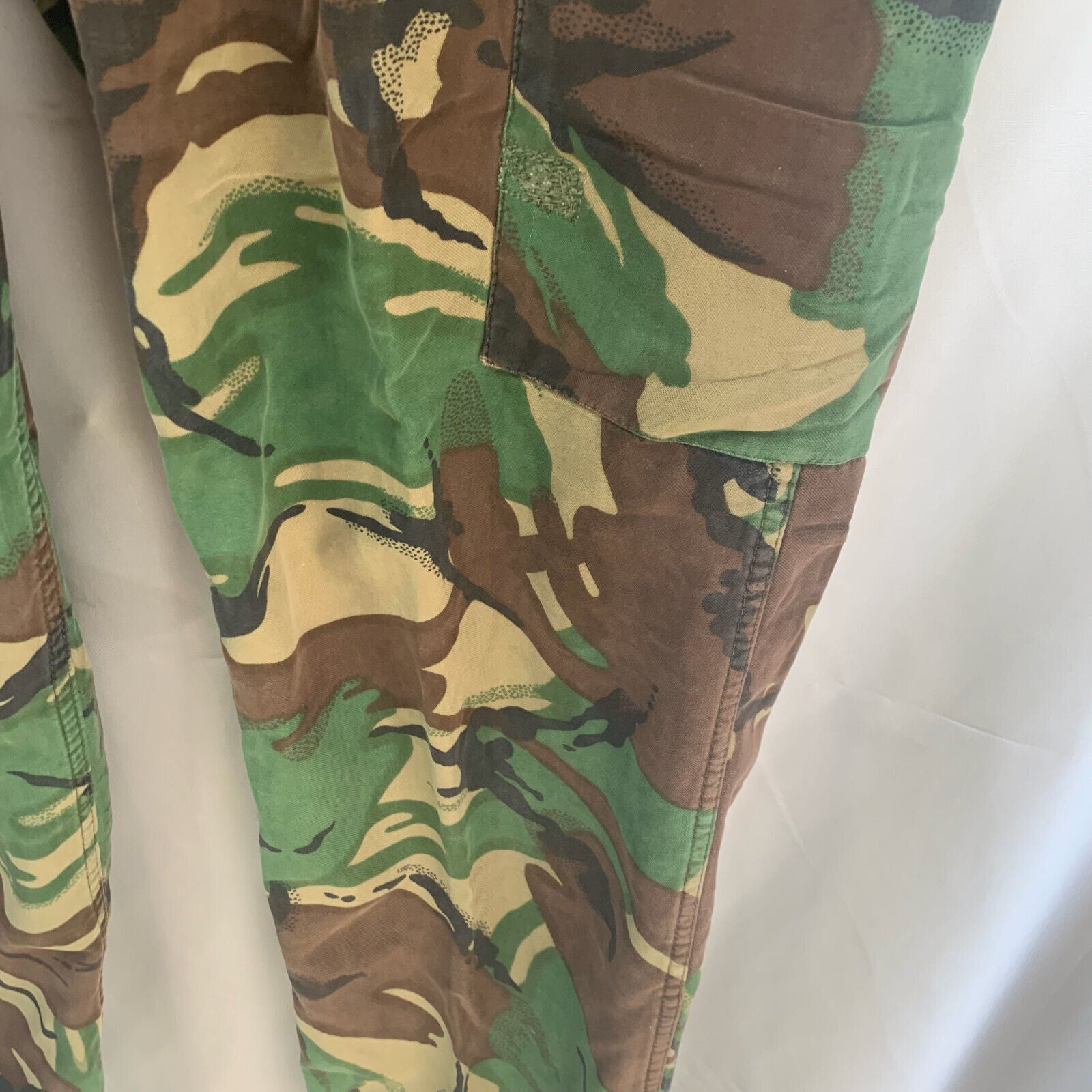 Genuine British Army 68 Pattern DPM Jungle Camouflaged Trousers - Size 30" Waist - The Militaria Shop