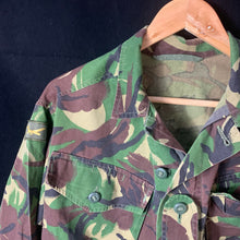 Load image into Gallery viewer, Genuine British Army DPM Camo Lightweight Combat Jacket - 170/104 - The Militaria Shop