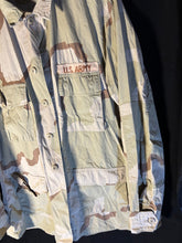 Charger l'image dans la galerie, Gulf War US Army DCU Camouflaged Combat Field Coat/Jacket - Large/Long - The Militaria Shop