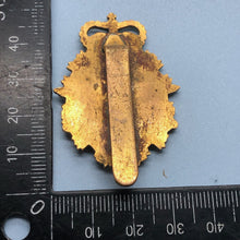 Load image into Gallery viewer, Original Canadian Army Cap Badge - Canadian Forces Tri-Service - The Militaria Shop