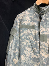 Charger l'image dans la galerie, US Army Issue ACU Digicam Digital Camouflage Ripstop Shirt - Medium Long - The Militaria Shop