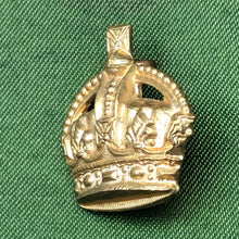 Load image into Gallery viewer, Original WW1/WW2 British Army Rank Crown - The Militaria Shop