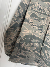 Load image into Gallery viewer, Surplus US Air Force UCP Uniform Jacket-40R - The Militaria Shop