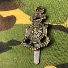 Load image into Gallery viewer, Original WW1 British Cap Badge - 1st Surrey Rifles - The Militaria Shop