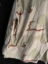 Load image into Gallery viewer, Gulf War US Army DCU Camouflaged Combat Field Coat/Jacket - Large/Long - The Militaria Shop