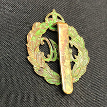 Load image into Gallery viewer, Genuine British Army Cap Badge - Royal Armoured Corps - The Militaria Shop