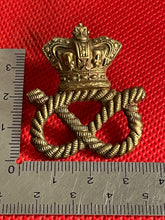 Load image into Gallery viewer, Original Victorian Crown British Army Staffordshire Regiment Cap / Collar Badge - The Militaria Shop