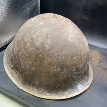 Load image into Gallery viewer, Original British Army Mk4 "Turtle" Combat Helmet - The Militaria Shop