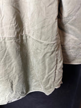 Lade das Bild in den Galerie-Viewer, Genuine British Army Issue 1950s Middle Parka Coat Size 3 - 43" Chest - RARE - The Militaria Shop