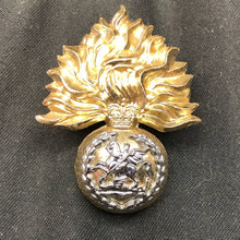 Charger l'image dans la galerie, Original British Staybrite Army Cap - Royal Regiment of Fusiliers - The Militaria Shop