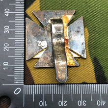 Load image into Gallery viewer, Original British Army Cap Badge - Royal Gloucestershire, Berkshire and Wiltshire - The Militaria Shop