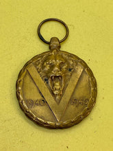 Lade das Bild in den Galerie-Viewer, Original 1940 - 1945 Belgium End of War Commemorative Medal - The Militaria Shop