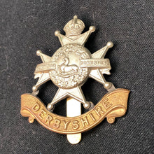Load image into Gallery viewer, Genuine WW2 British Army Brass Cap Badge - Sherwood Foresters - The Militaria Shop