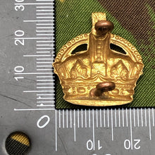 Load image into Gallery viewer, Original WW1/WW2 British Army Rank Crown - The Militaria Shop