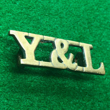 Load image into Gallery viewer, Original WW2 British Army Brass Shoulder Title - South Wales Borderers - The Militaria Shop