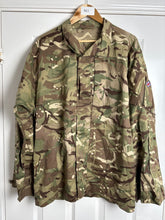 Charger l'image dans la galerie, Surplus British Army MTP Jacket 2 Combat Warm Weather -Size 180/96 - The Militaria Shop
