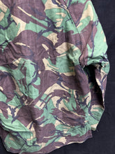 Lade das Bild in den Galerie-Viewer, Surplus British Army DPM Pattern Camouflaged Smock Windproof Cadet-160/84 - The Militaria Shop