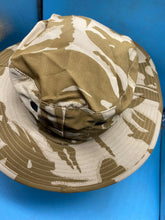 Load image into Gallery viewer, Original British Army Jungle DPM Tropical Bush Hat / Boonie. Approx Size 54cm - The Militaria Shop