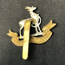 Load image into Gallery viewer, Original WW2 British Army Cap Badge - Royal Warwickshire Regiment - The Militaria Shop