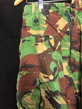 Charger l'image dans la galerie, Genuine British Army Forces 68 Pattern DPM Trousers - Waist 28" - The Militaria Shop