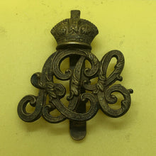Charger l'image dans la galerie, Original WW1/WW2 British Army Pay Corps Cap Badge - The Militaria Shop