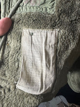 Lade das Bild in den Galerie-Viewer, Genuine British Army Issue 1950s Middle Parka Coat Size 3 - 43" Chest - RARE - The Militaria Shop