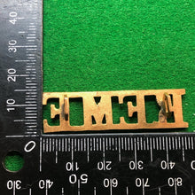 Load image into Gallery viewer, Original WW2 British Army Brass Shoulder Title - REME Engineers - The Militaria Shop