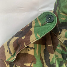 Load image into Gallery viewer, Original British Army 68 Pattern DPM Camouflaged Smock - Size 1 - 36" Chest - The Militaria Shop