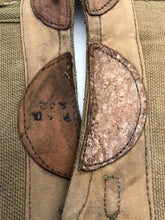 Load image into Gallery viewer, Original WW2 British Army 37 Pattern Despatch Riders High Sided Spats 1943 Dated - The Militaria Shop