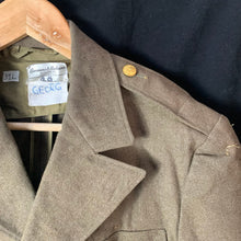 Lade das Bild in den Galerie-Viewer, Original WW2 US Army Class A Dress Jacket 1942 - Private Ryan Prop - 39" Large - The Militaria Shop