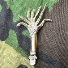 Load image into Gallery viewer, Original British Army Wlesh Guards Cap Badge - The Militaria Shop