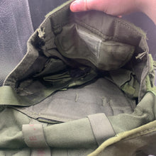 Charger l'image dans la galerie, Genuine British Army Surplus OD Green Gas Mask Bag Haversack - The Militaria Shop