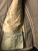 Lade das Bild in den Galerie-Viewer, Original WW2 US Army Class A Dress Jacket - Private Ryan Prop - 39" Short - The Militaria Shop