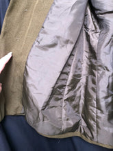 Charger l'image dans la galerie, Genuine British Army No.2 Dress Uniform Jacket - Grade 1 - Size 170/100/84 - The Militaria Shop