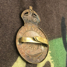 Load image into Gallery viewer, Original WW1 British Army Cap Badge - Royal Military Academy - The Militaria Shop