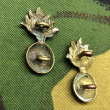 Load image into Gallery viewer, Original WW2 British Army Collar Badges - Royal Artillery - The Militaria Shop
