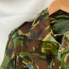Load image into Gallery viewer, British Army Woodland DPM Camo Combat Temperate Smock - Size 170/96 - The Militaria Shop