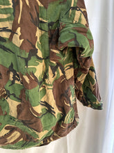 Load image into Gallery viewer, Genuine British Army Surplus DPM Camouflaged 1968 Pattern Smock - Size 36" Chest - The Militaria Shop