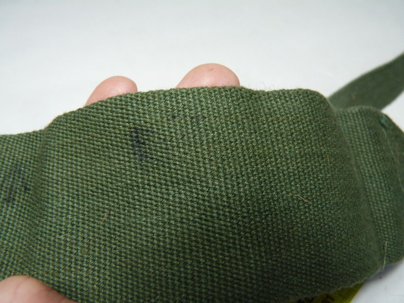 Original WW2 British Army 44 Pattern Shoulder / Extended Equipment Strap - 1945 - The Militaria Shop