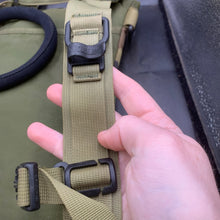 Charger l'image dans la galerie, Genuine British Army DPM Camouflaged Individual Hydration System - The Militaria Shop